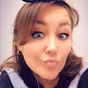 Meet your Posher, Alison